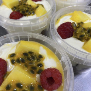 Granola & Yoghurt
